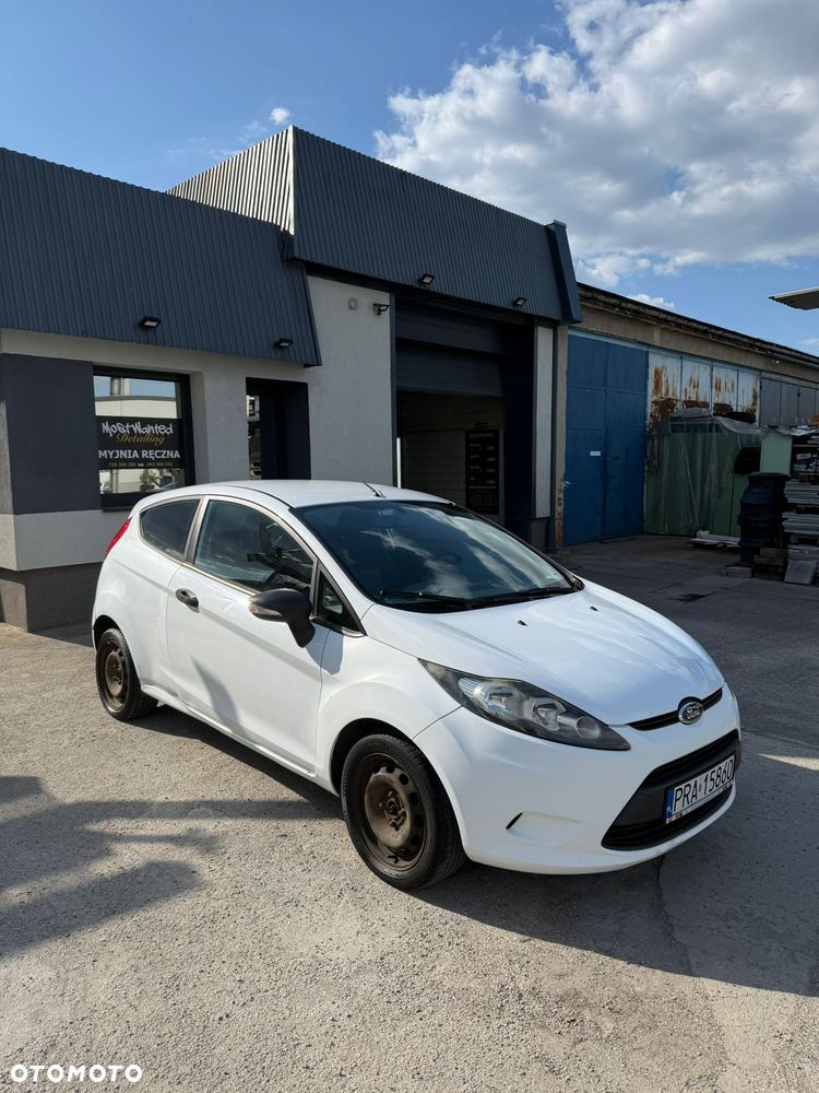 Ford Fiesta - 1