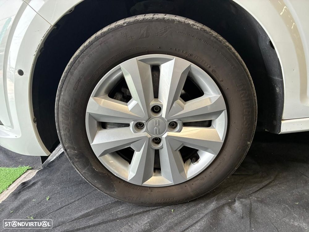 Dacia Sandero 1.0 TCe Expression CVT - 13