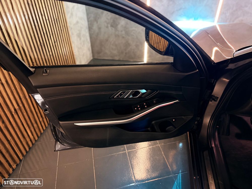 BMW 320 e Line Sport Auto - 13