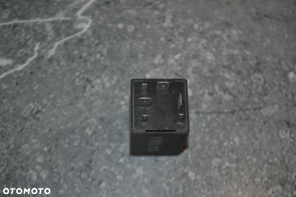 VW AUDI SEAT SKODA ORYGINALNY PRZEKAŹNIK 384 8D0919578A - 3