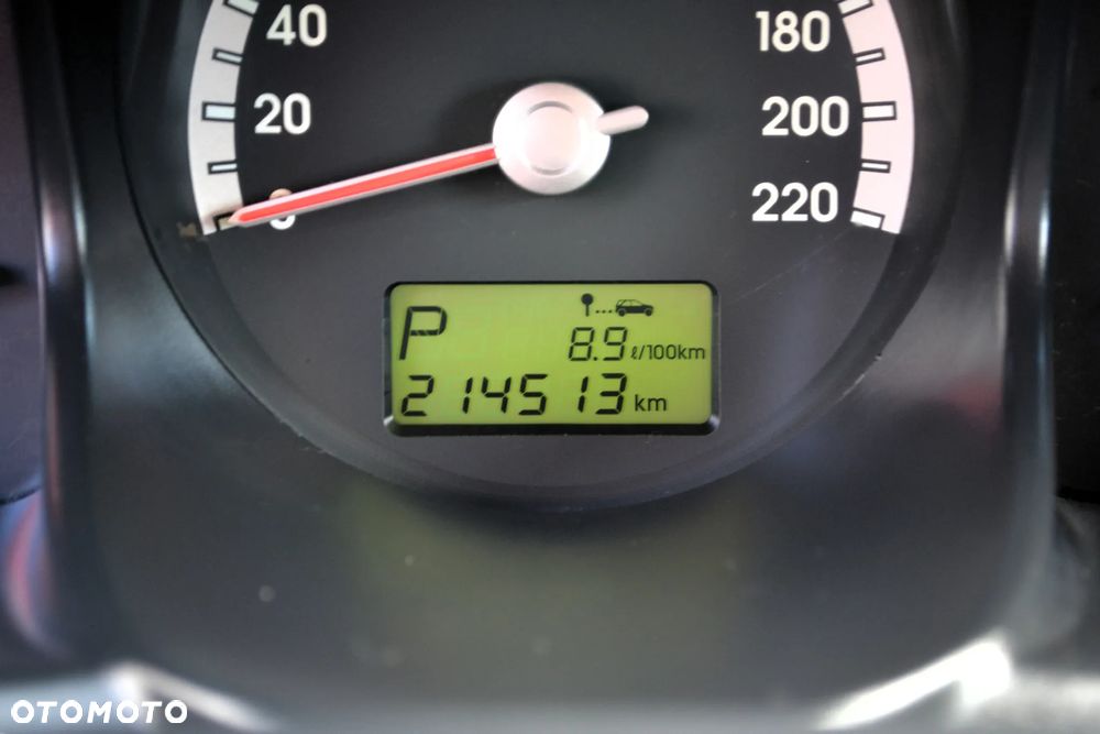 Kia Sportage 2.0 CRDi Freedom - 39