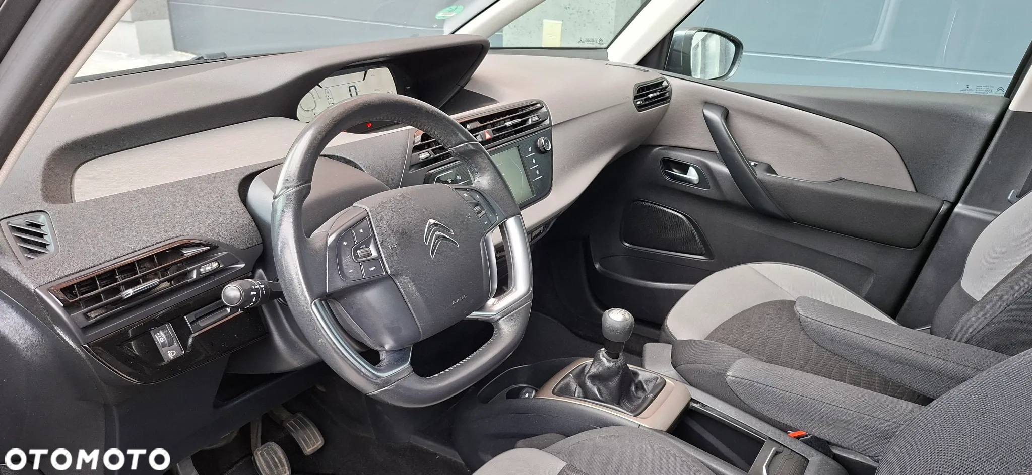Citroën C4 Picasso e-HDi 115 Business Class - 16