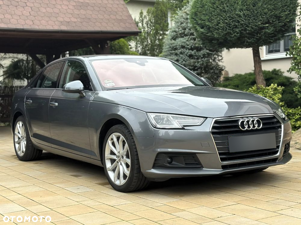 Audi A4 35 TDI S tronic - 2