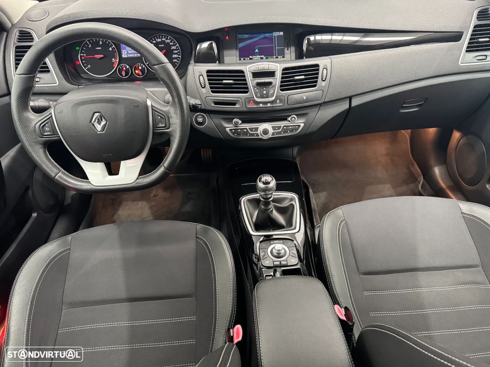 Renault Laguna ENERGY dCi 130 FAP Start & Stop Bose Edition - 20