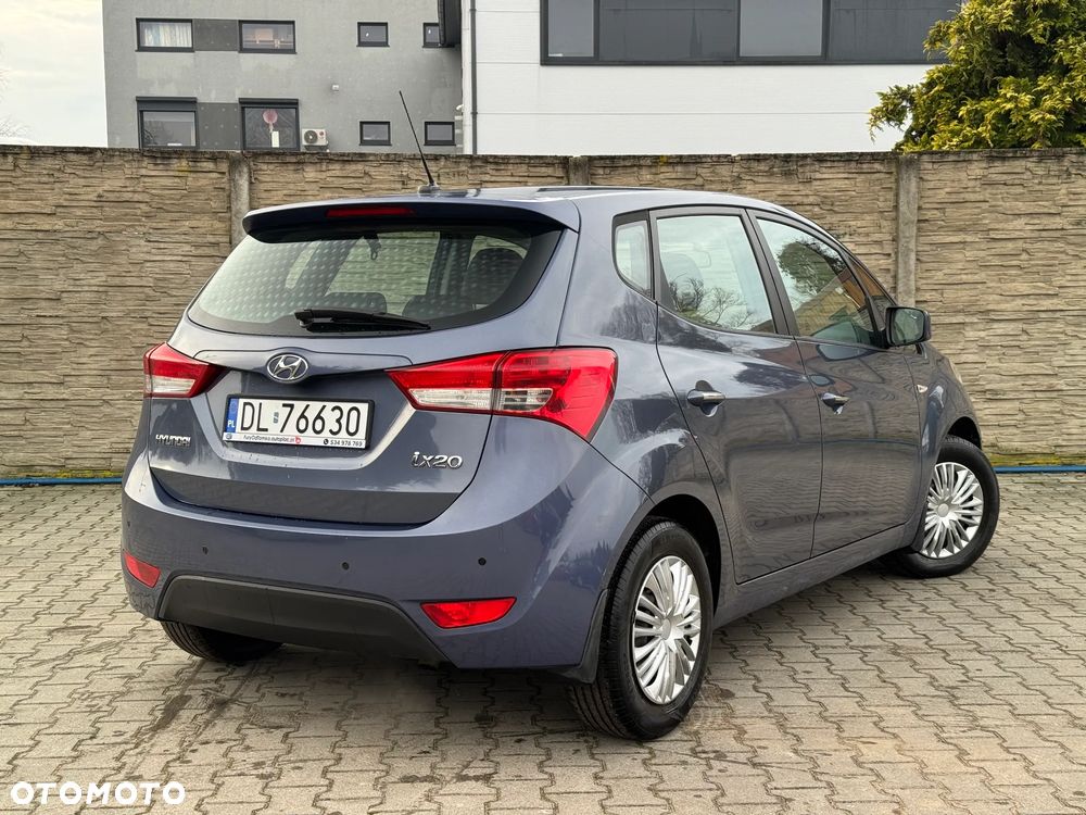 Hyundai ix20 - 10