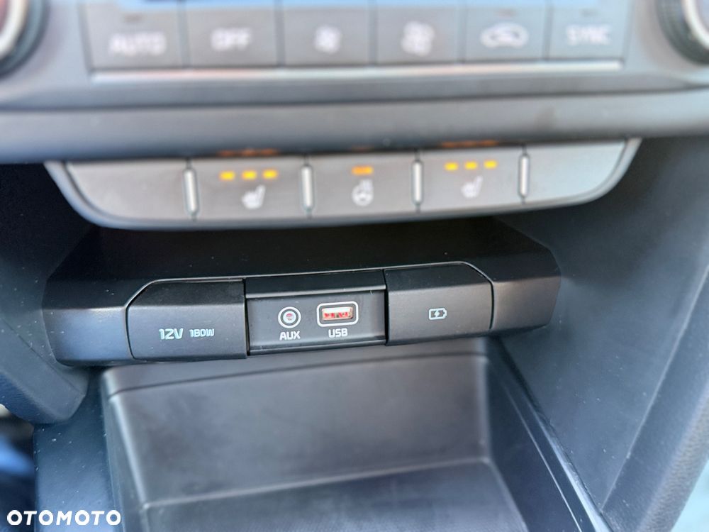 Kia Ceed 1.4 Vision - 38