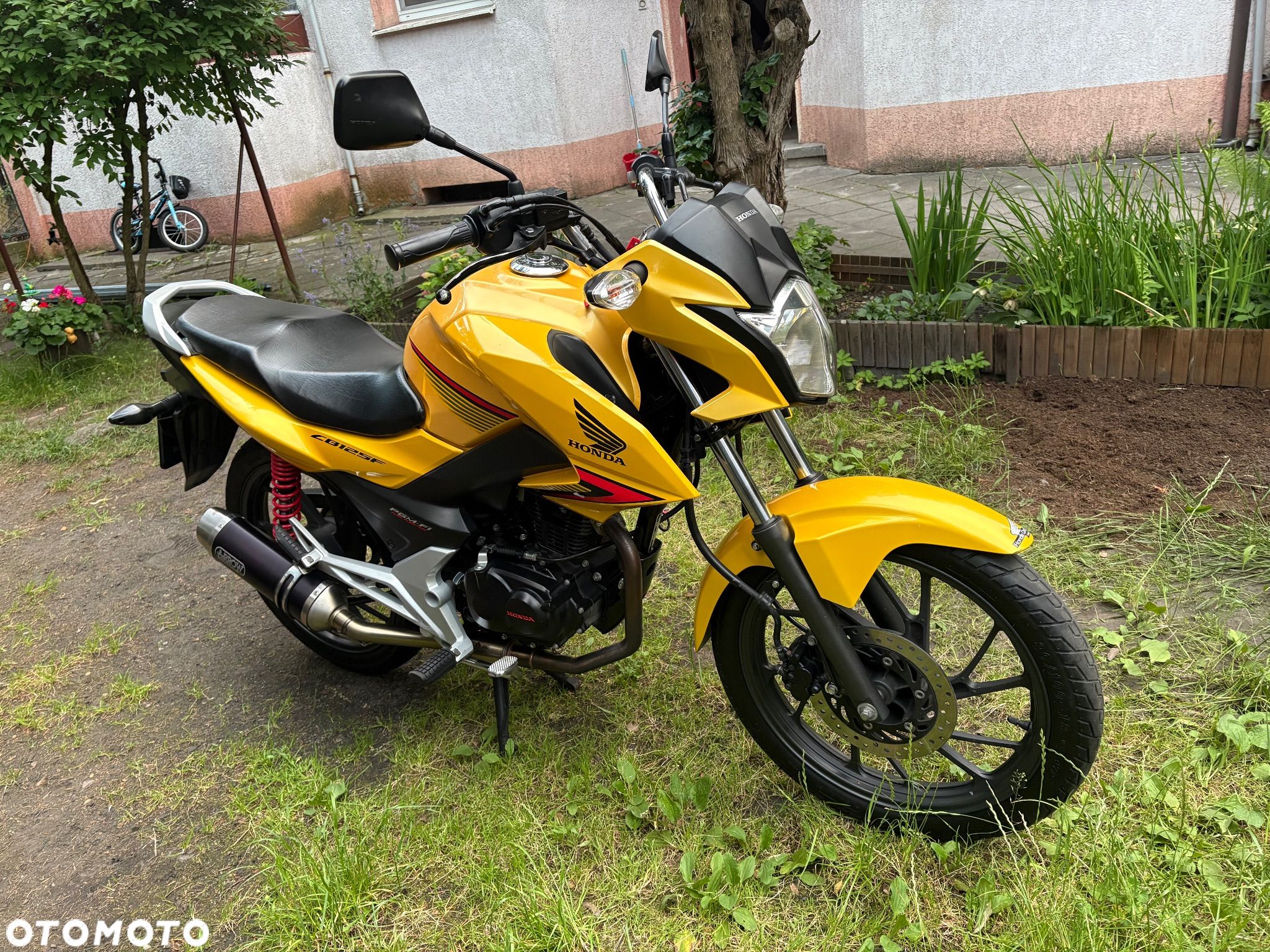 Honda CBF - 1