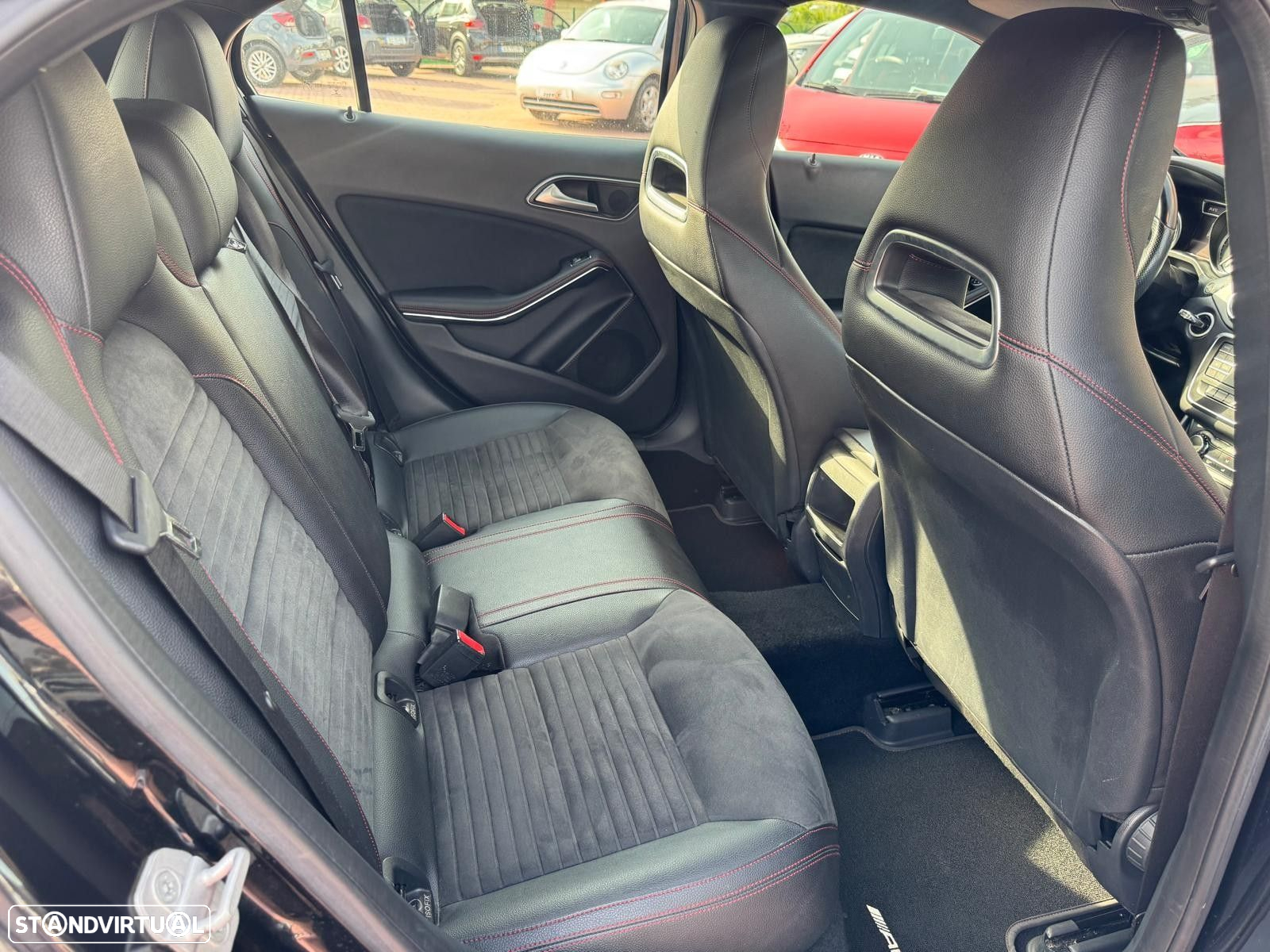Mercedes-Benz GLA 180 CDi AMG Line - 52