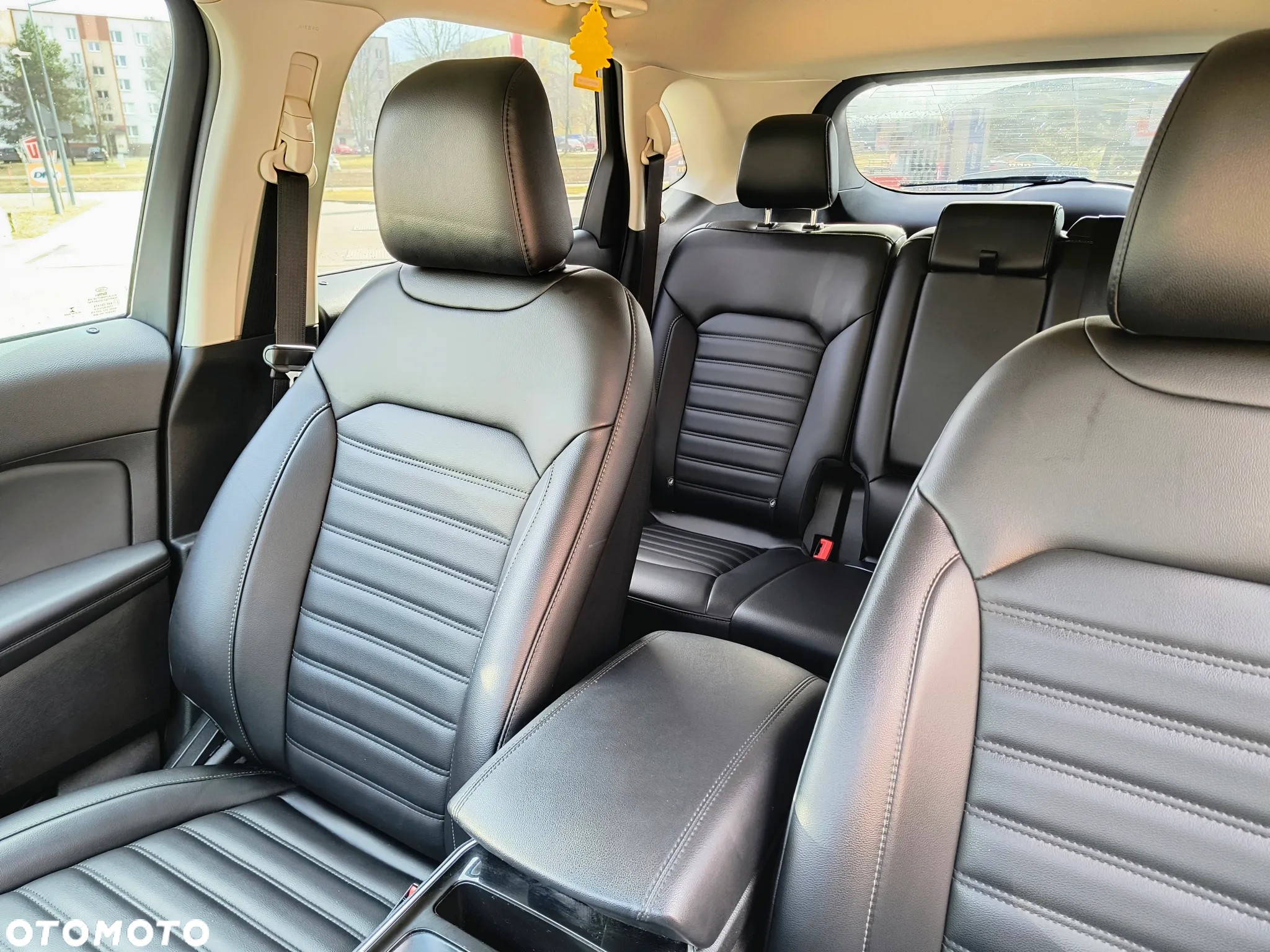 Ford Edge - 11