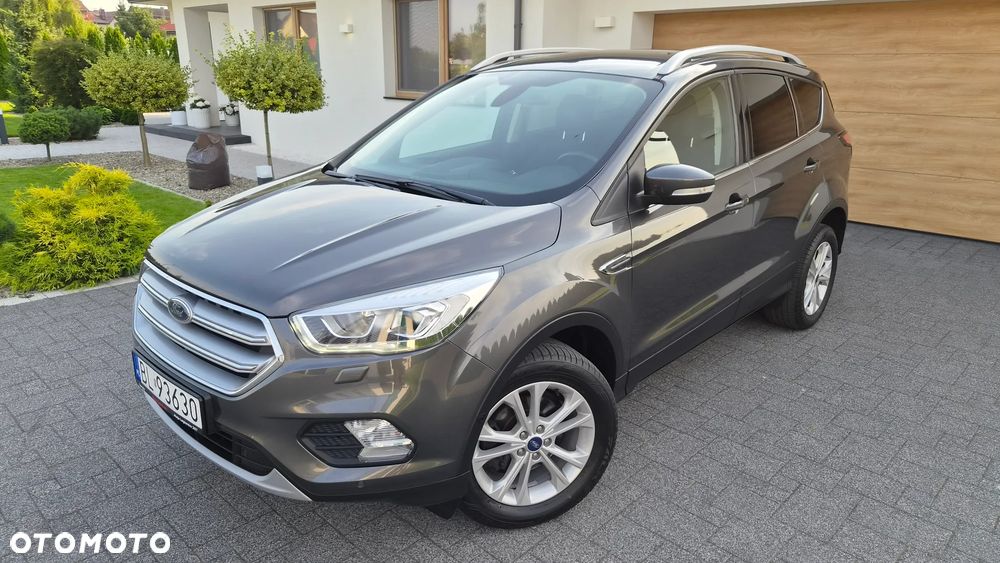 Ford Kuga 1.5 EcoBoost 2x4 Titanium - 25
