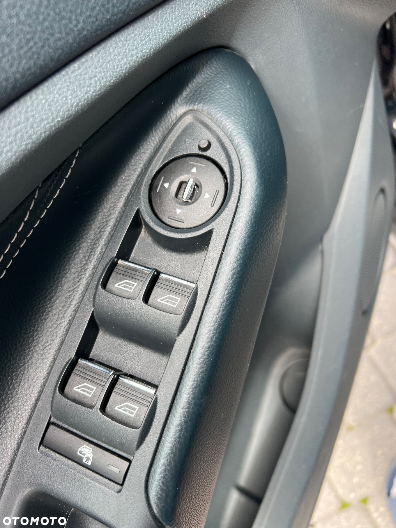 Ford Grand C-MAX 1.0 EcoBoost Start-Stopp-System Ambiente - 17