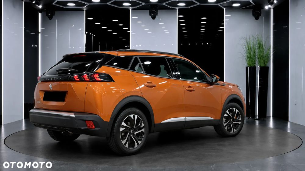 Peugeot 2008 1.2 PureTech Allure S&S - 5