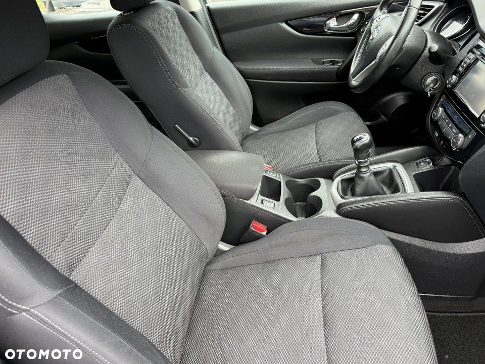 Nissan Qashqai 1.2 DIG-T Tekna EU6 - 32