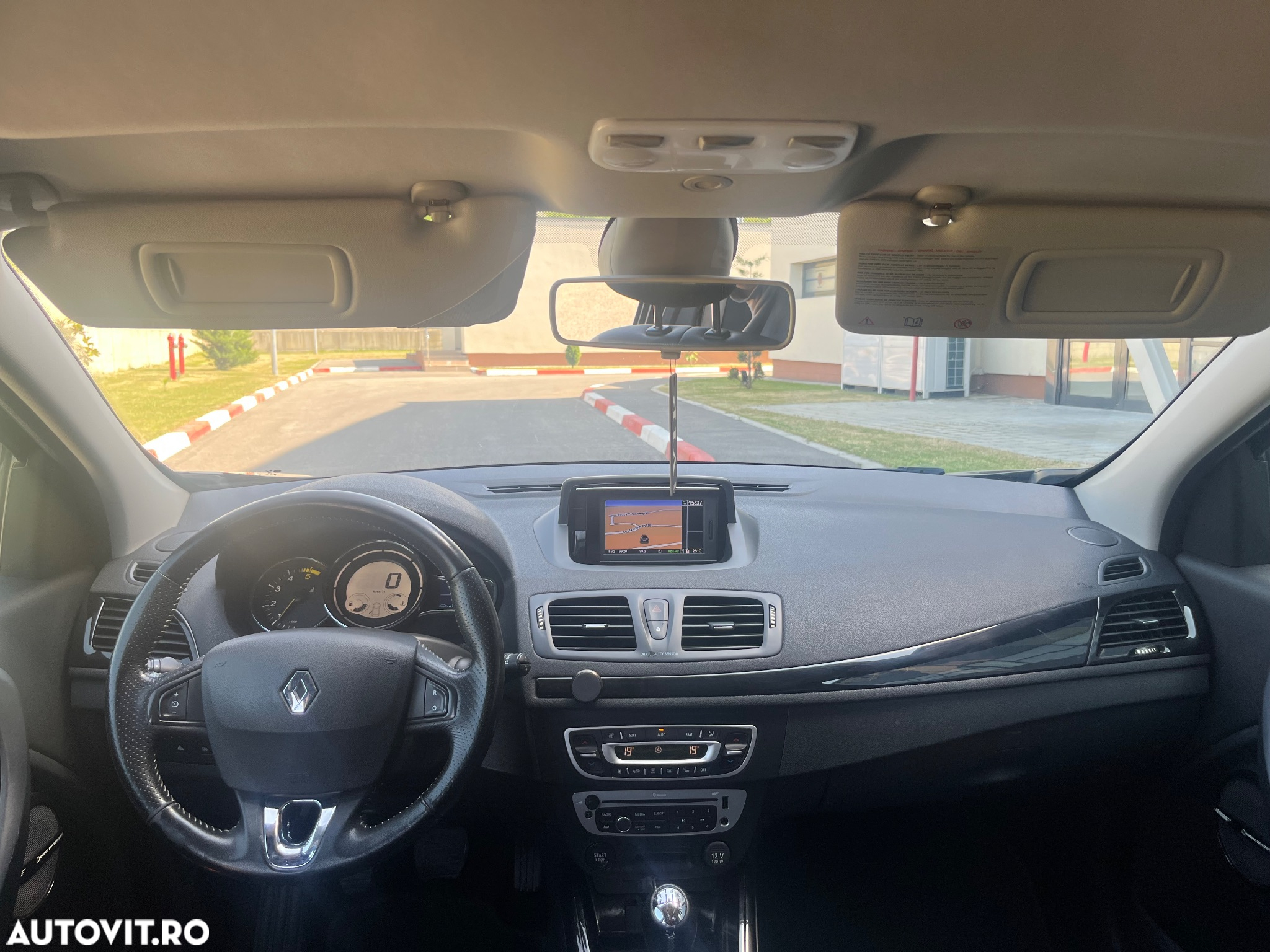 Renault Megane 1.5 dCi Dynamique - 6
