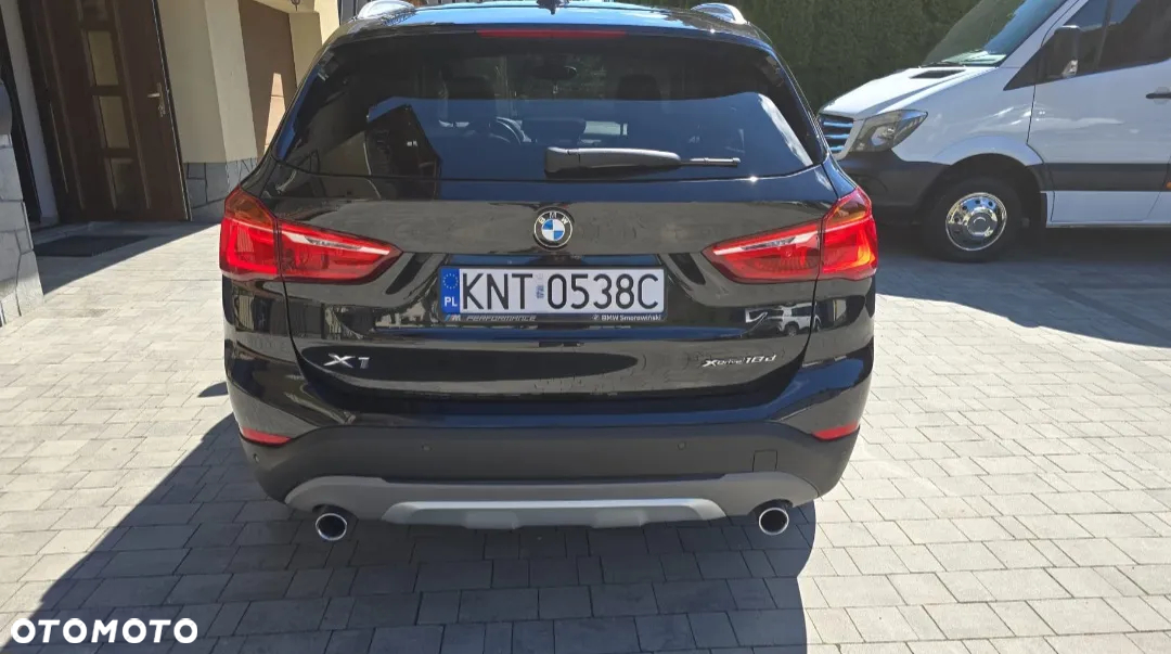 BMW X1 xDrive18d - 17