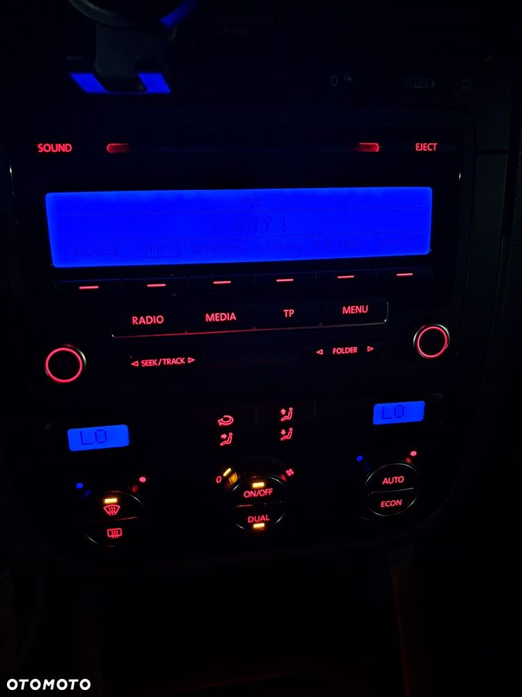 Volkswagen Jetta 1.9 TDI DPF Comfortline - 12