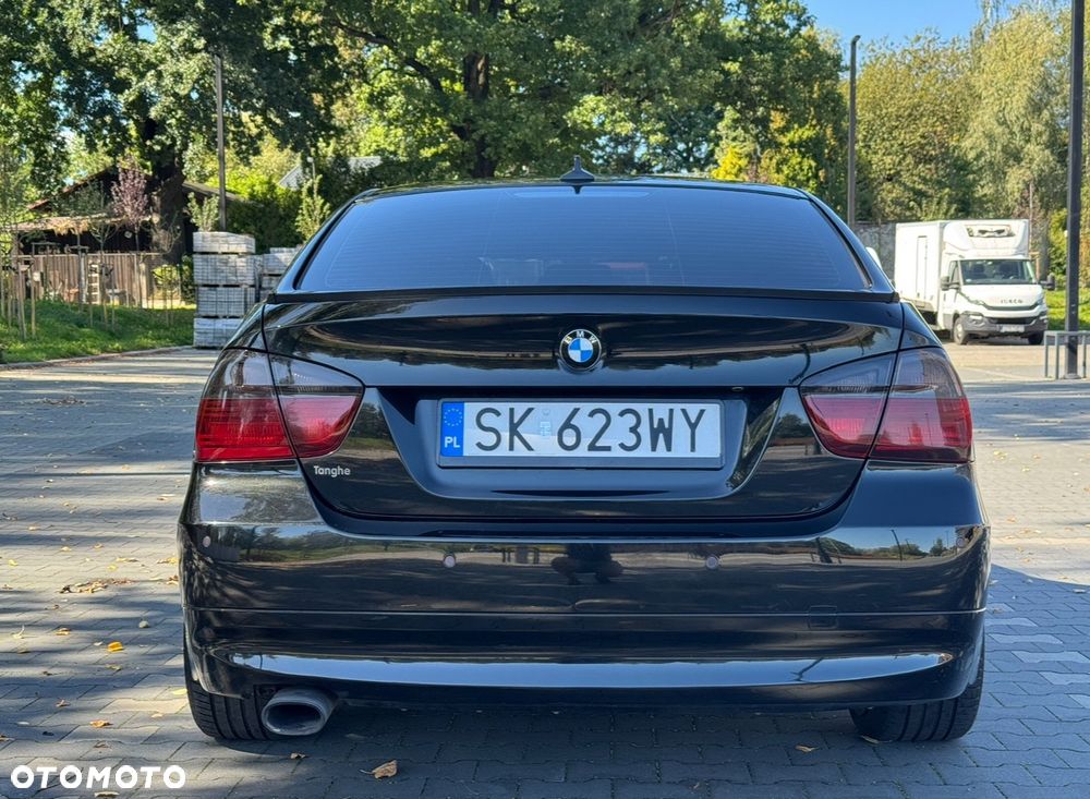 BMW Seria 3 318d - 8