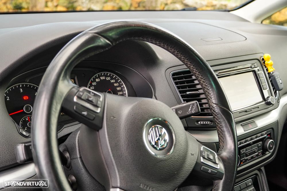 VW Sharan 2.0 TDI Highline - 40