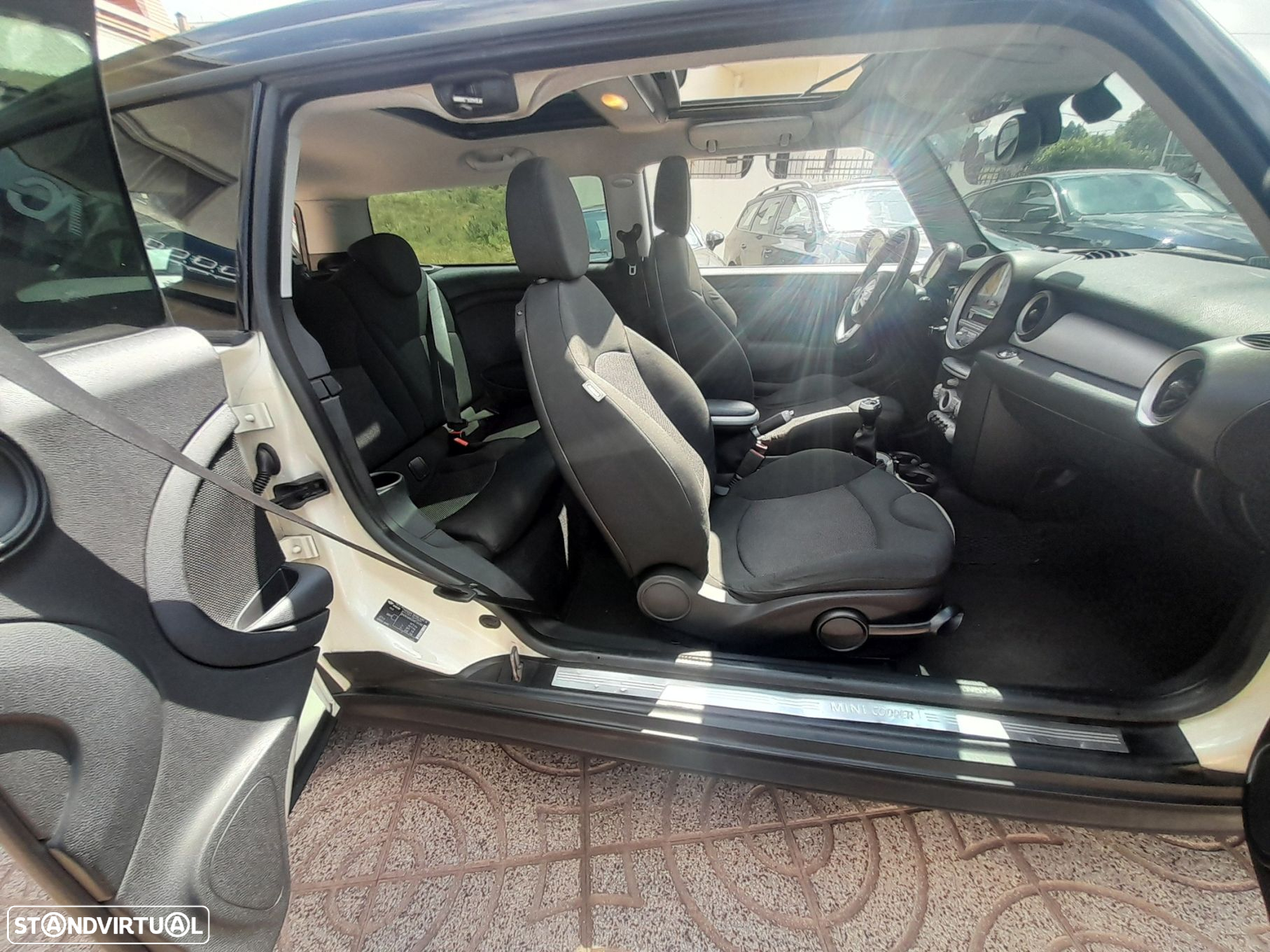MINI Clubman Cooper D - 20