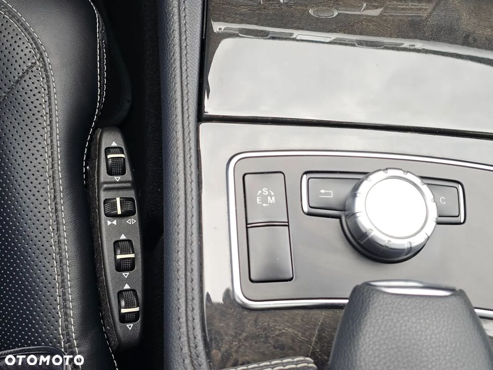 Mercedes-Benz CLS 350 CDI 4-Matic BlueEff - 16