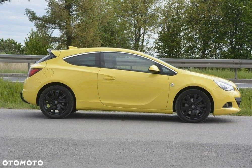 Opel Astra IV GTC 1.4 T Sport - 8