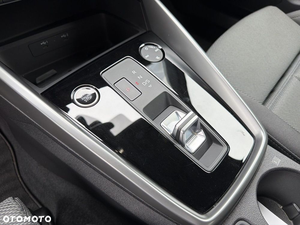 Audi A3 Limousine 35 TFSI mHEV S Line S tronic - 23