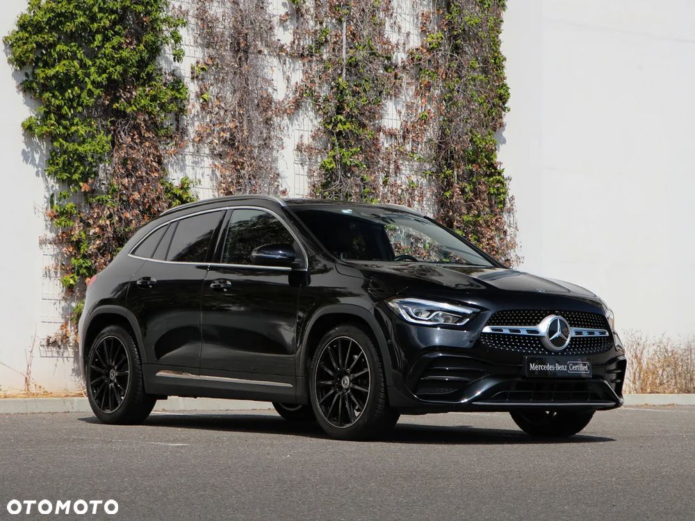 Mercedes-Benz GLA 200 AMG Line - 4