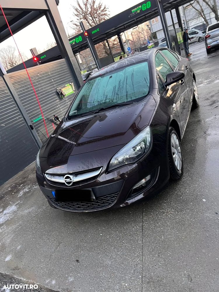 Opel Astra 1.4 Turbo ECOTEC Start/Stop Enjoy - 2