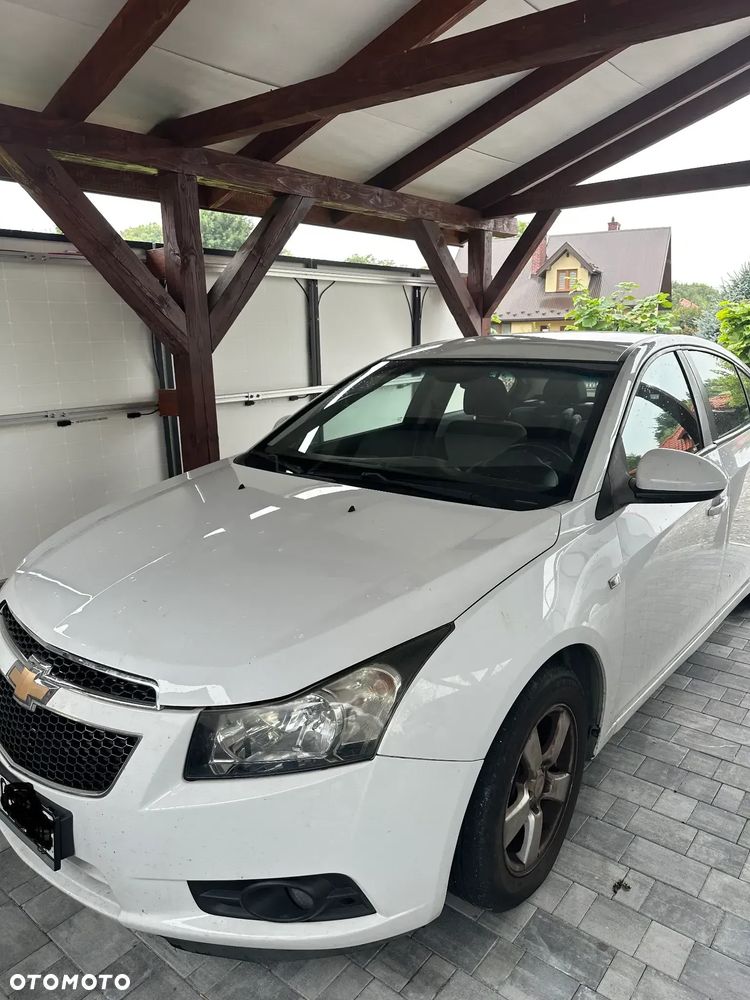 Chevrolet Cruze 1.6 - 2