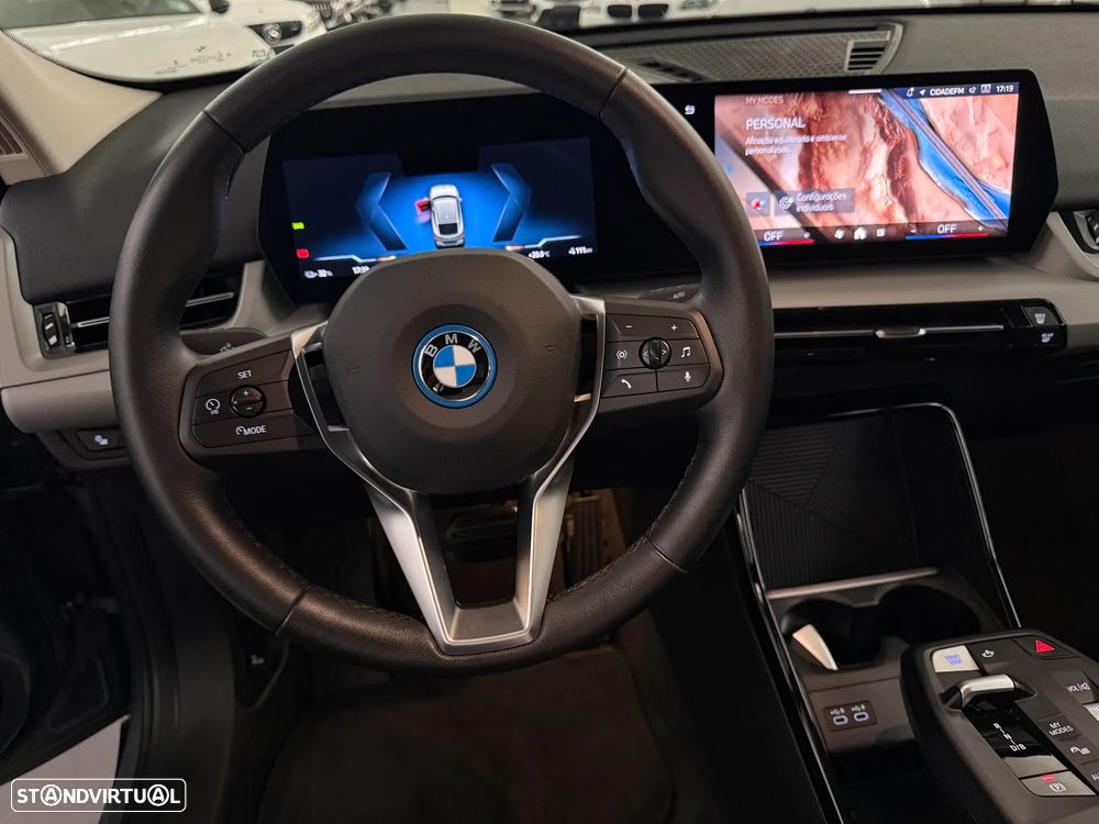 BMW iX2 xDrive30 - 28