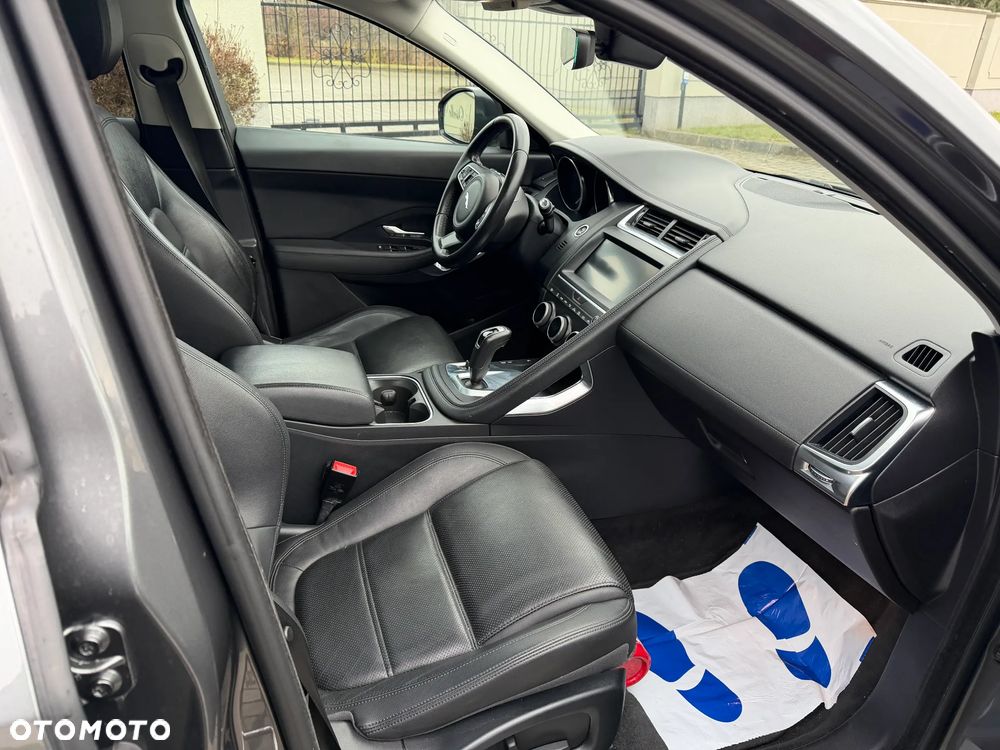 Jaguar E-Pace 2.0 i4D AWD S - 28