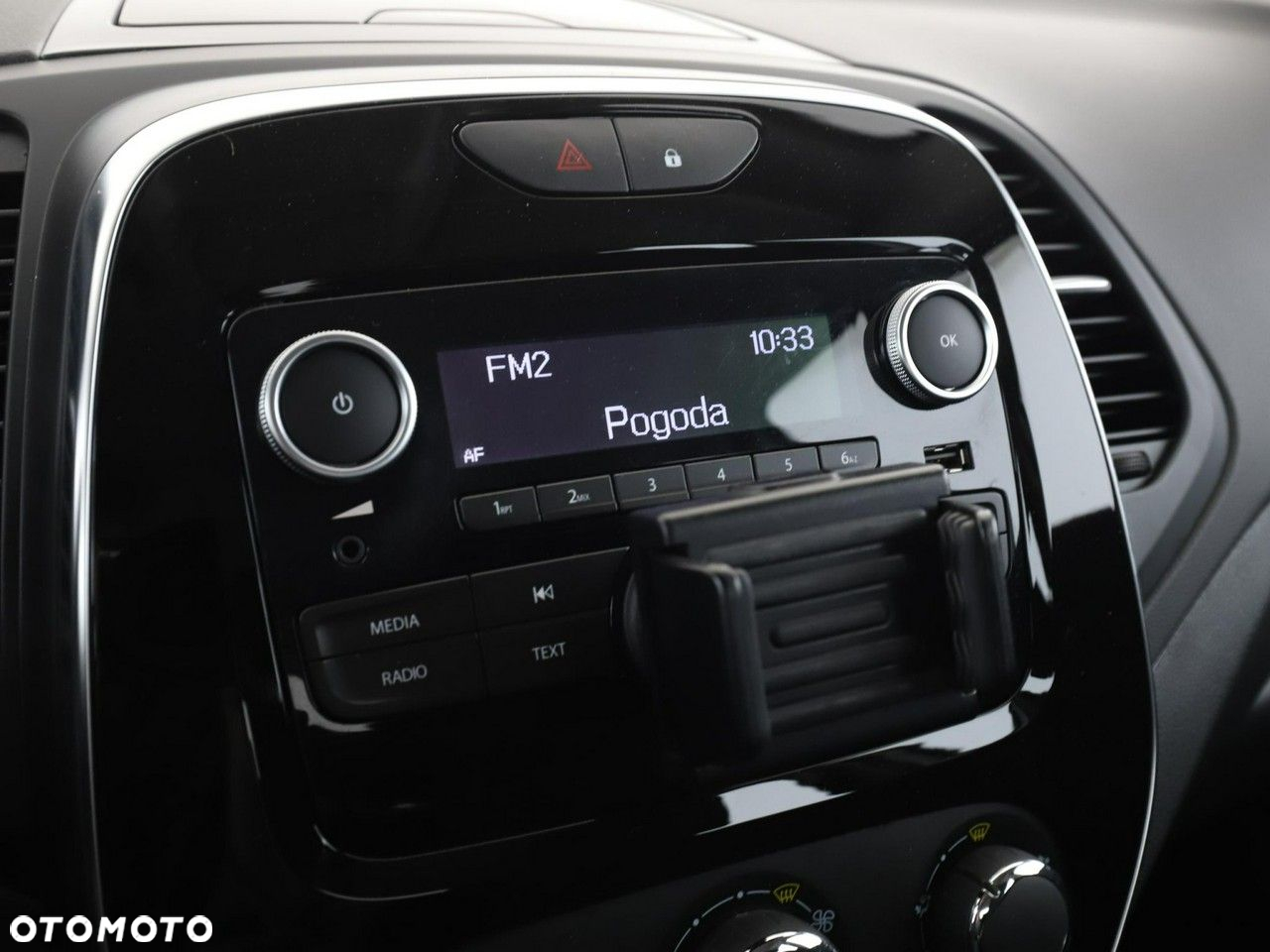 Renault Captur - 23