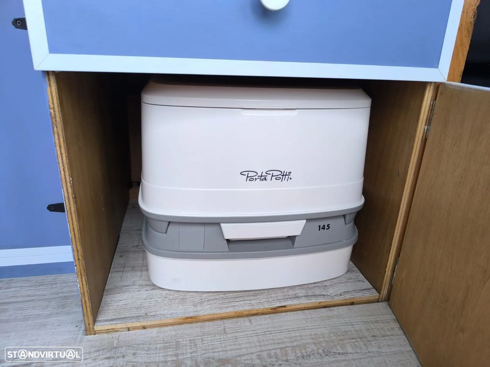 VW Transporter 2.4 D Kombi Sp. - 30