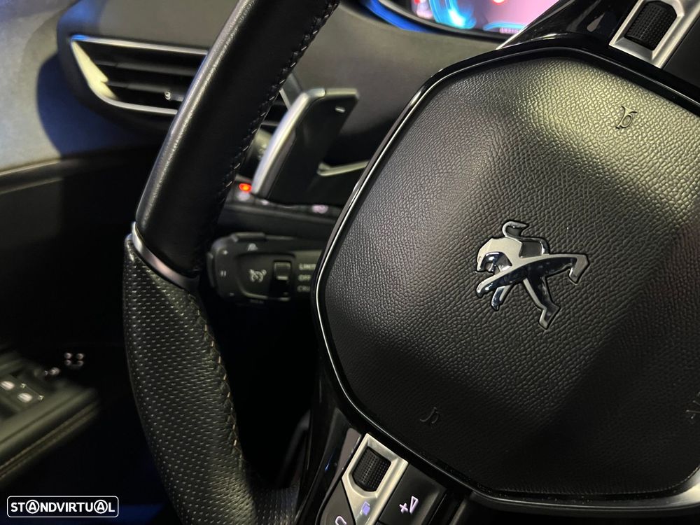 Peugeot 3008 1.6 Hybrid GT e-EAT8 - 19