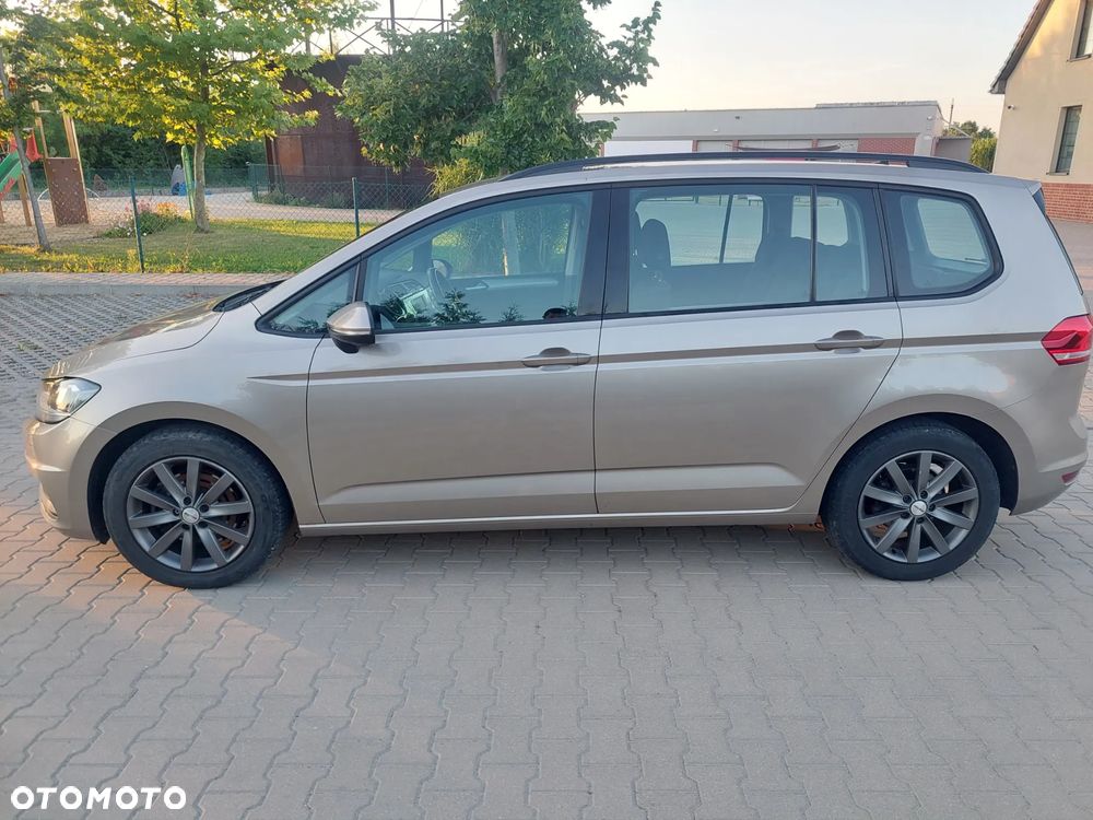Volkswagen Touran 1.6 TDI BMT SCR Comfortline - 5