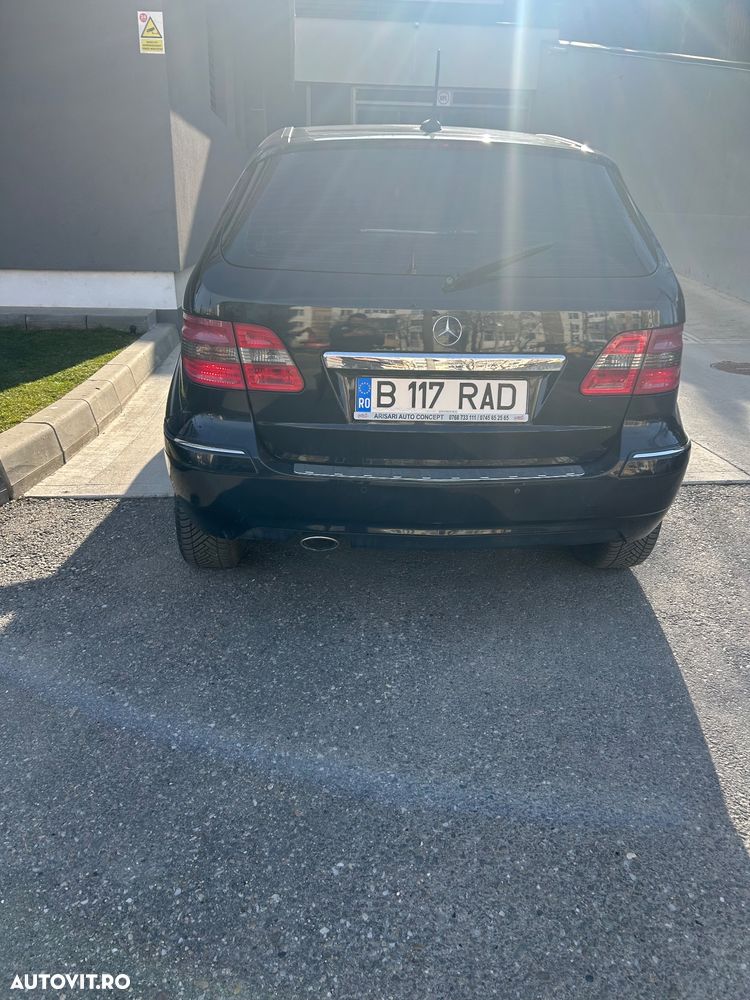 Mercedes-Benz B 200 - 8