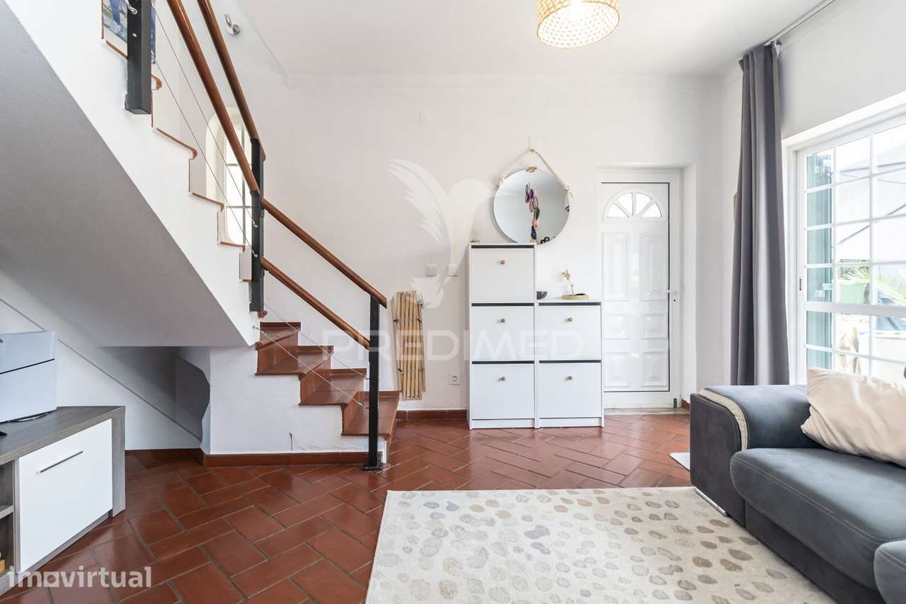 Moradia T2 +1 Geminada || Quinta do Conde - Grande imagem: 4/40