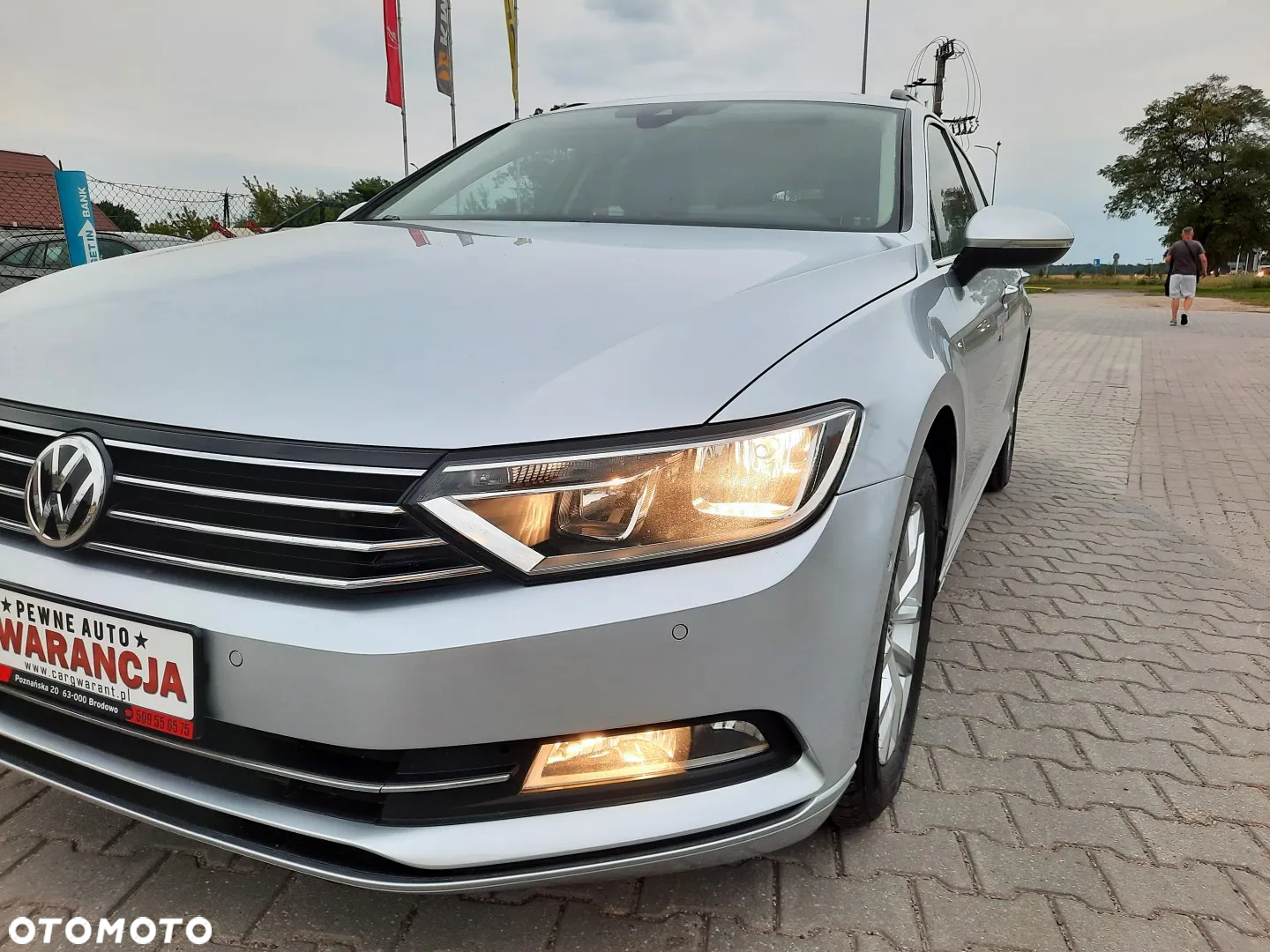 Volkswagen Passat Variant 2.0 TDI DSG (BlueMotion Technology) Comfortline - 13