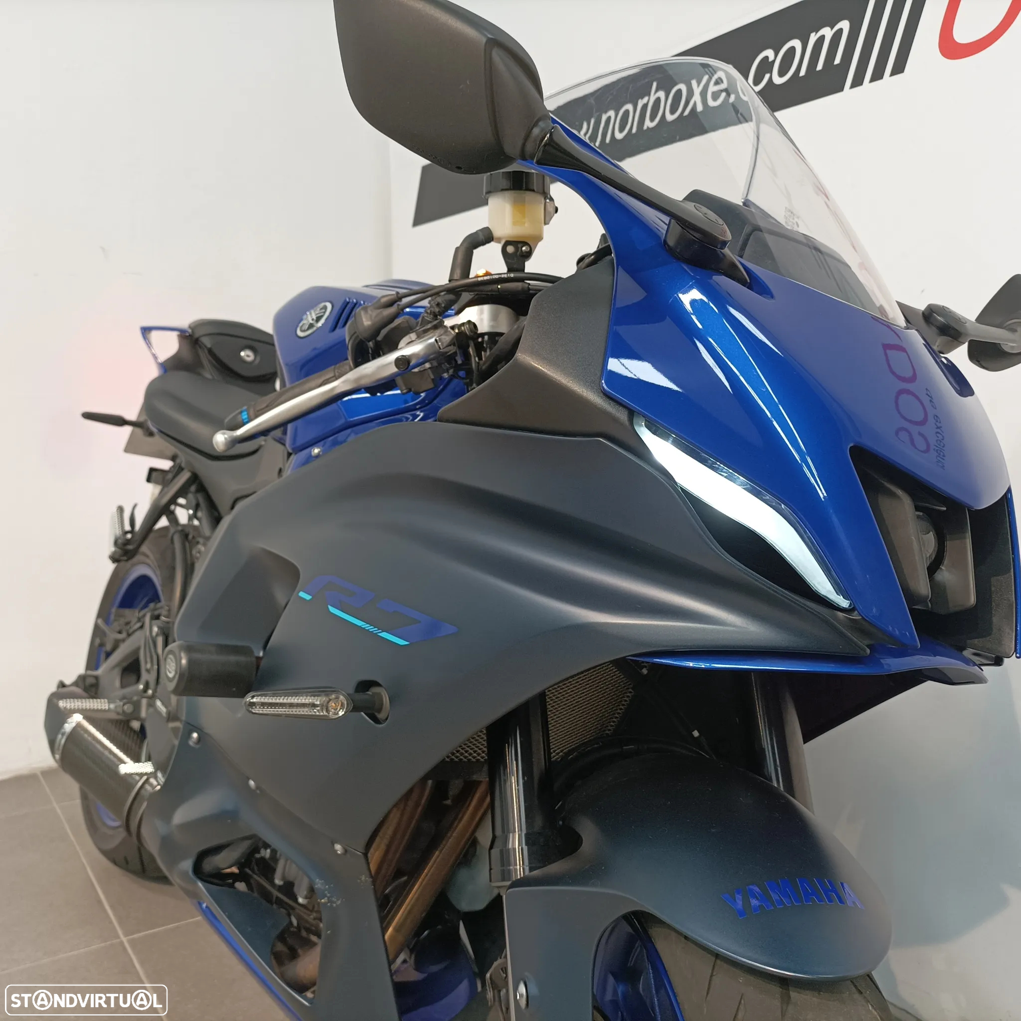 Yamaha R 7 - 7