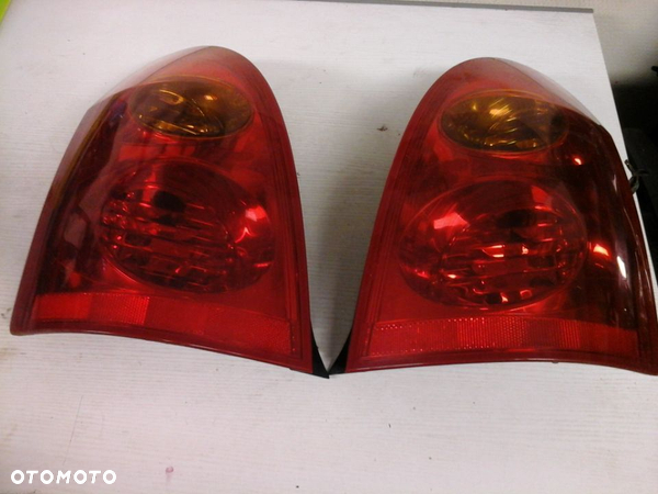 NISSAN PRIMERA P12 KOMBI 01-07 PRAWA LUB LEWA