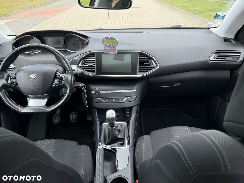 Peugeot 308 - 18