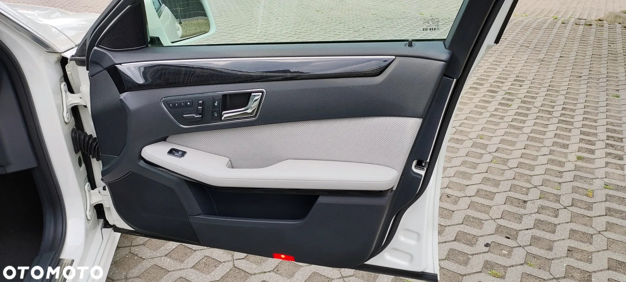 Mercedes-Benz Klasa E - 41