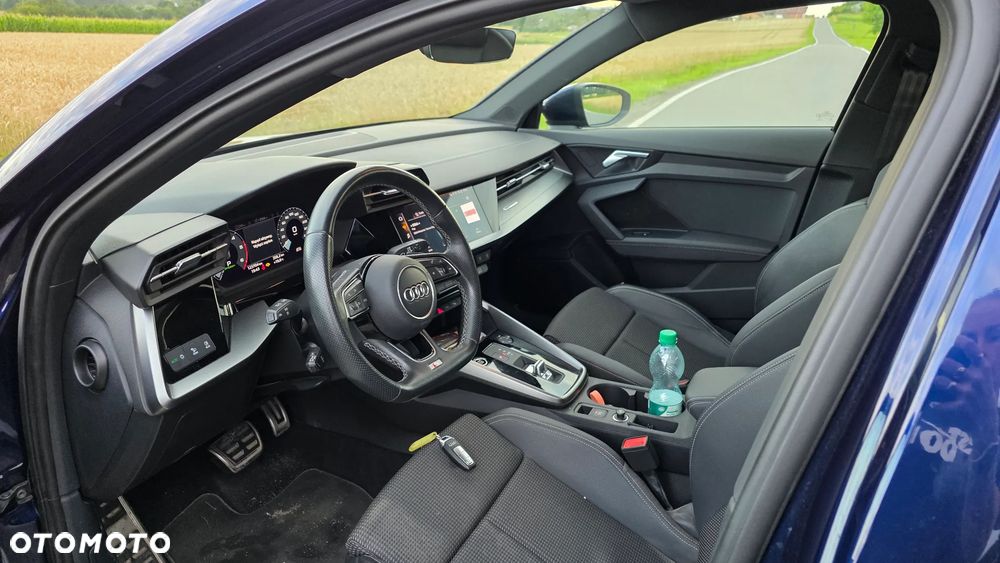 Audi A3 Sportback 35 TDI S tronic S line - 8