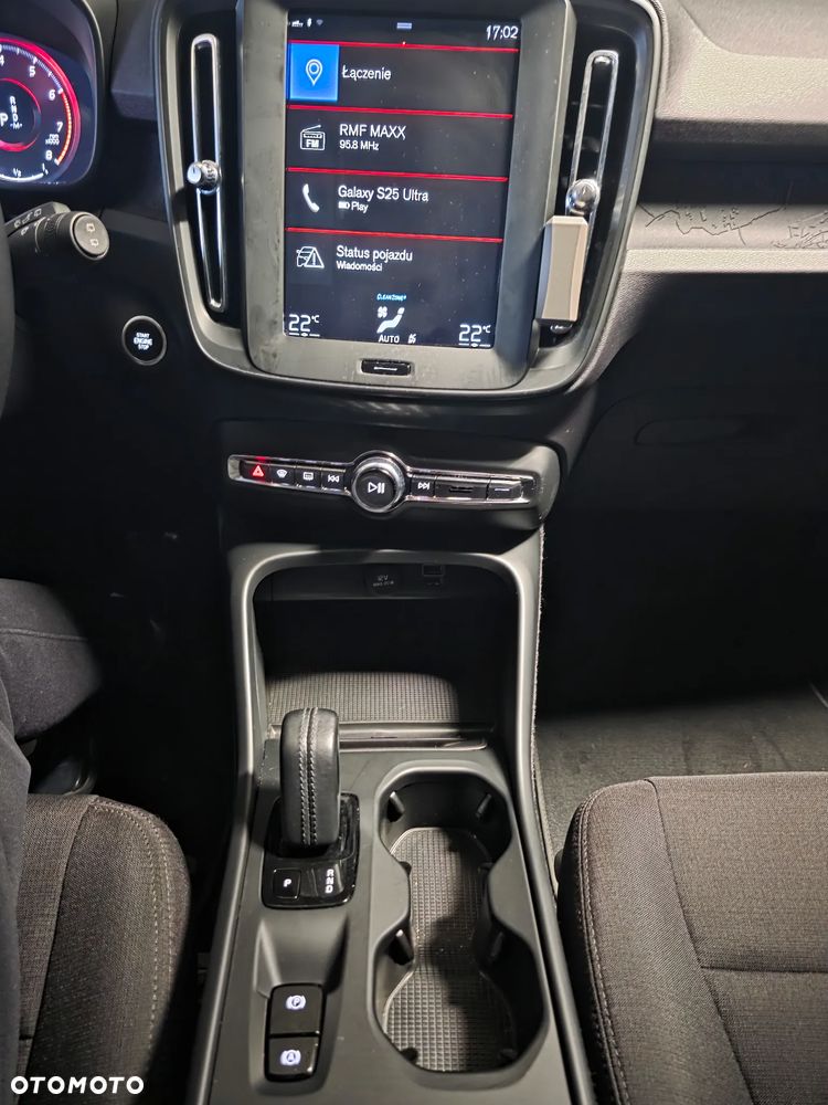 Volvo XC 40 T3 - 24