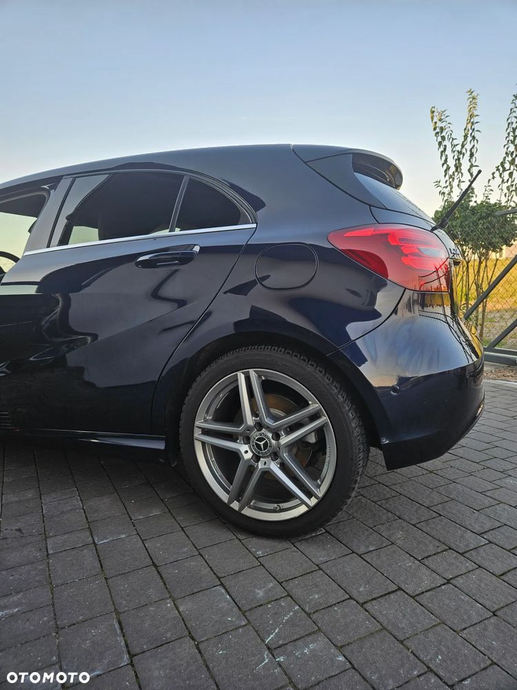 Mercedes-Benz Klasa A 220 4Matic 7G-DCT - 18