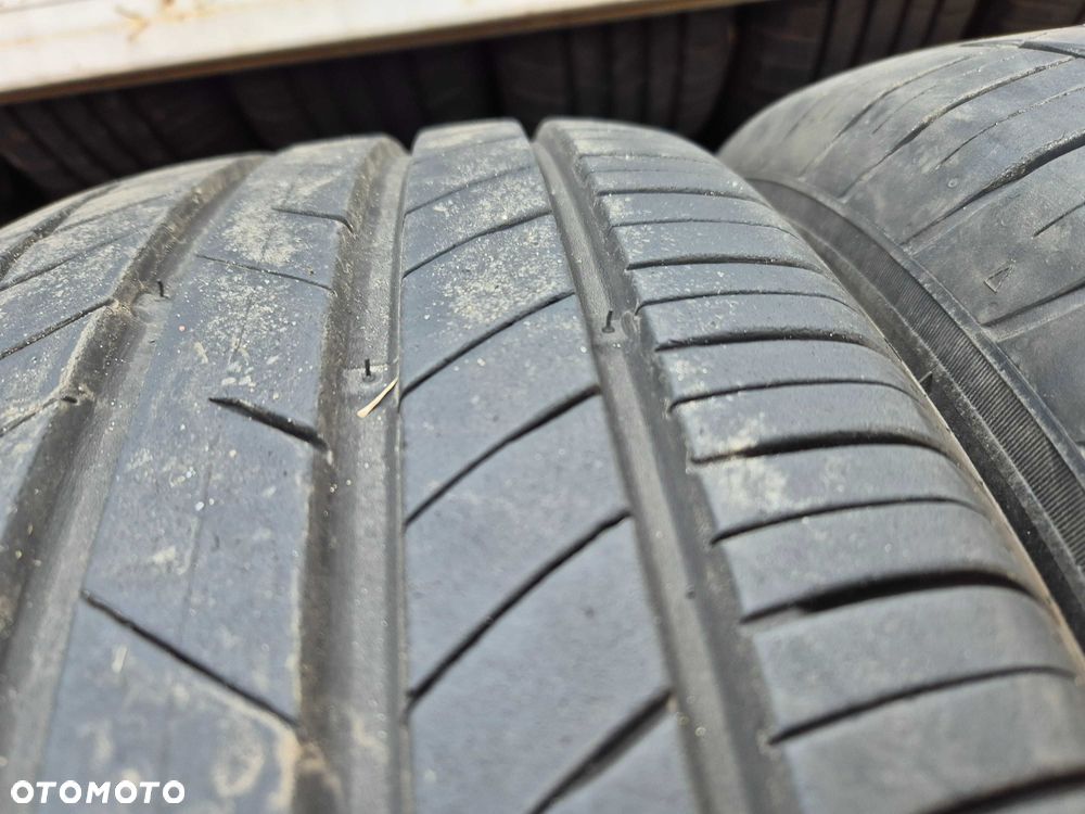 Kumho Ecsta HS52 235/55r17 103W Wzmocnienie XL Rant 2022r 6,5mm N4845 - 10