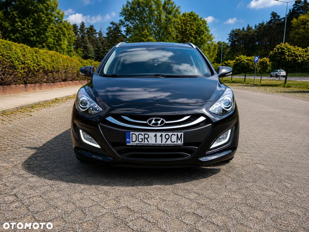 Hyundai i30 blue 1.6 CRDi Style - 2