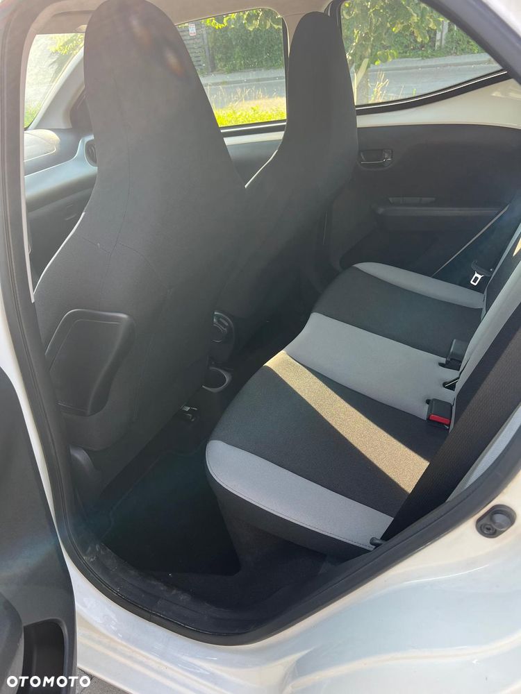Toyota Aygo 1.0 VVT-i Sprint EU6 - 9