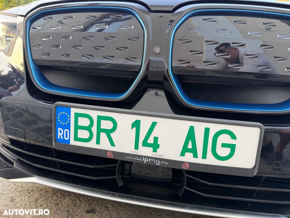 BMW iX3 Impressive - 14