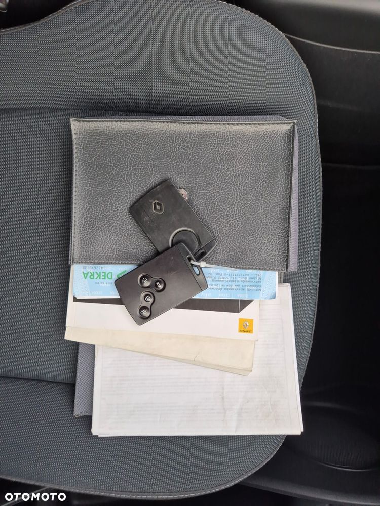 Renault Scenic 1.6 16V 110 Dynamique - 28